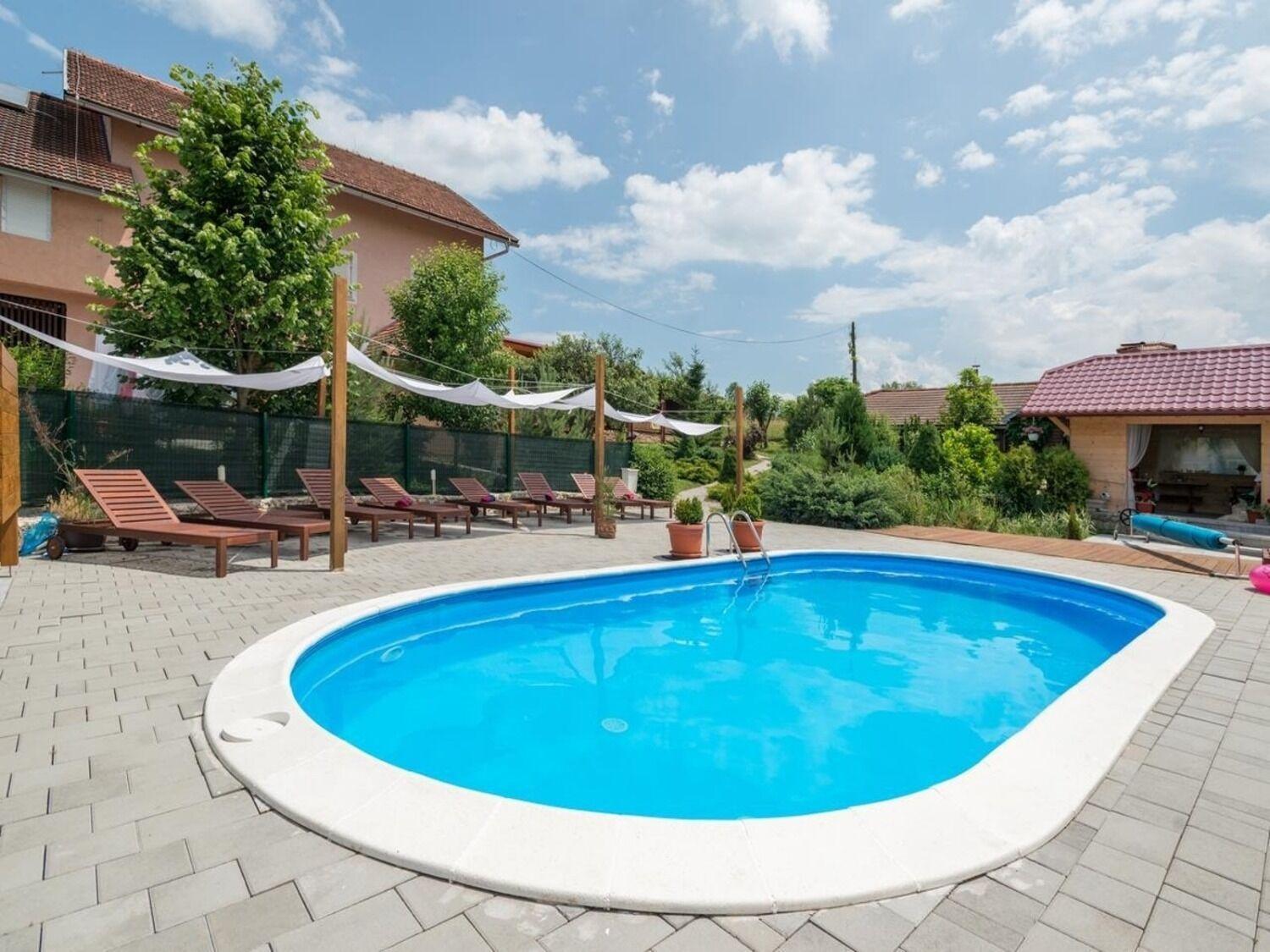 Apartments San - With Pool; Rakovica Exterior photo